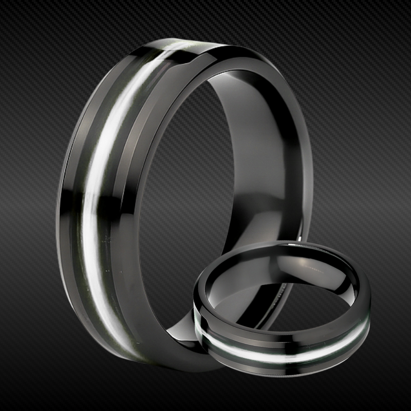 Thin Silver Line - Kevlar and Carbon Fiber Inlay Ring